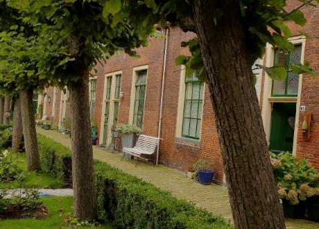 Photo Wildemanshofje in Alkmaar, View, Sightseeing