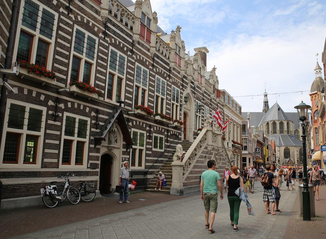 Photo Stadhuis in Alkmaar, View, Sightseeing - #1