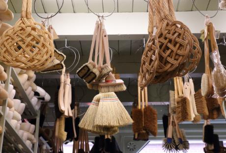 Photo Boom Klompen & Borstels in Alkmaar, Shopping, Lifestyle & cooking