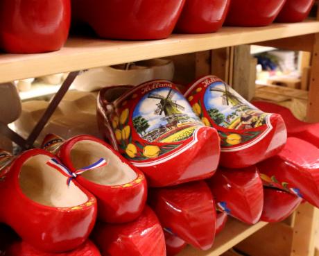 Photo Boom Klompen & Borstels in Alkmaar, Shopping, Lifestyle & cooking