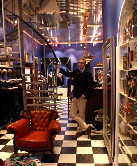 Photo Tillemans Tailors in Hoorn, Shopping, Fashion & clothing