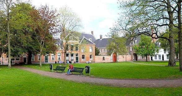 Photo Martinikerkhof in Groningen, View, Neighborhood, square, park - #2