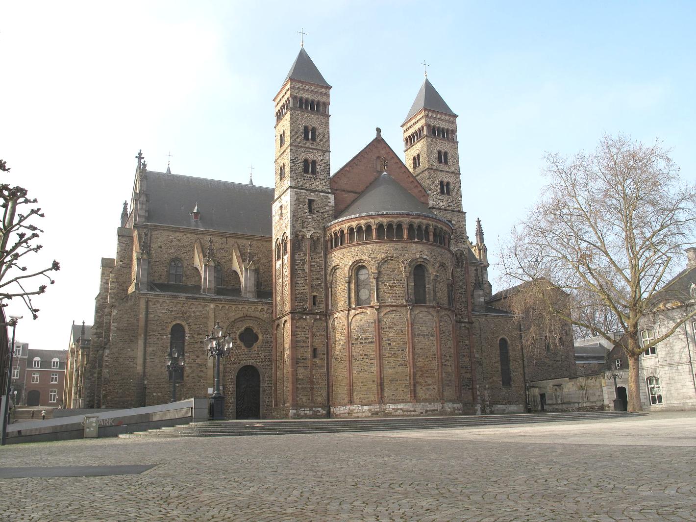Photo Basiliek van Sint Servaas in Maastricht, View, Sights & landmarks - #5