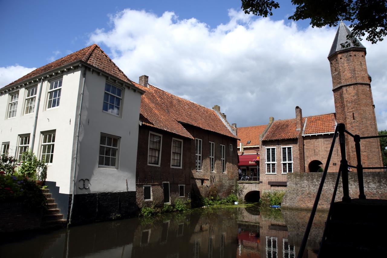 Photo Zuidsingel in Amersfoort, View, Neighborhood, square, park - #1