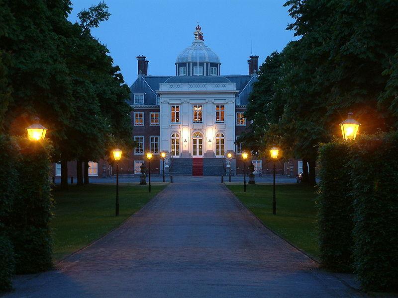 Photo Paleis Huis ten Bosch in Den Haag, View, Sights & landmarks - #1