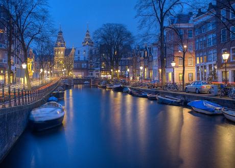 photo city guide of Amsterdam with tips nice shops, lunchrooms, restaurants, bars, sights and special places