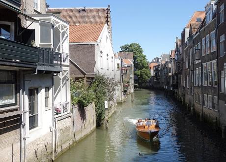 photo city guide of Dordrecht with tips nice shops, lunchrooms, restaurants, bars, sights and special places