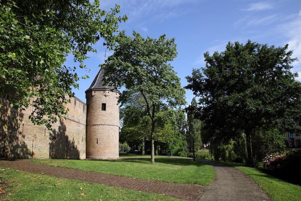 Photo Stadsmuur Plantsoen-Oost in Amersfoort, View, Sights & landmarks - #3