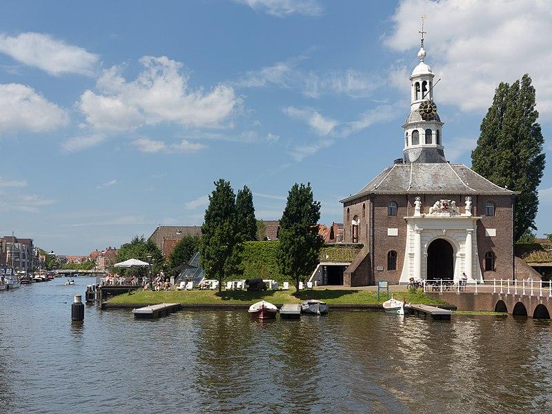 Photo Zijlpoort in Leiden, View, Sights & landmarks - #1