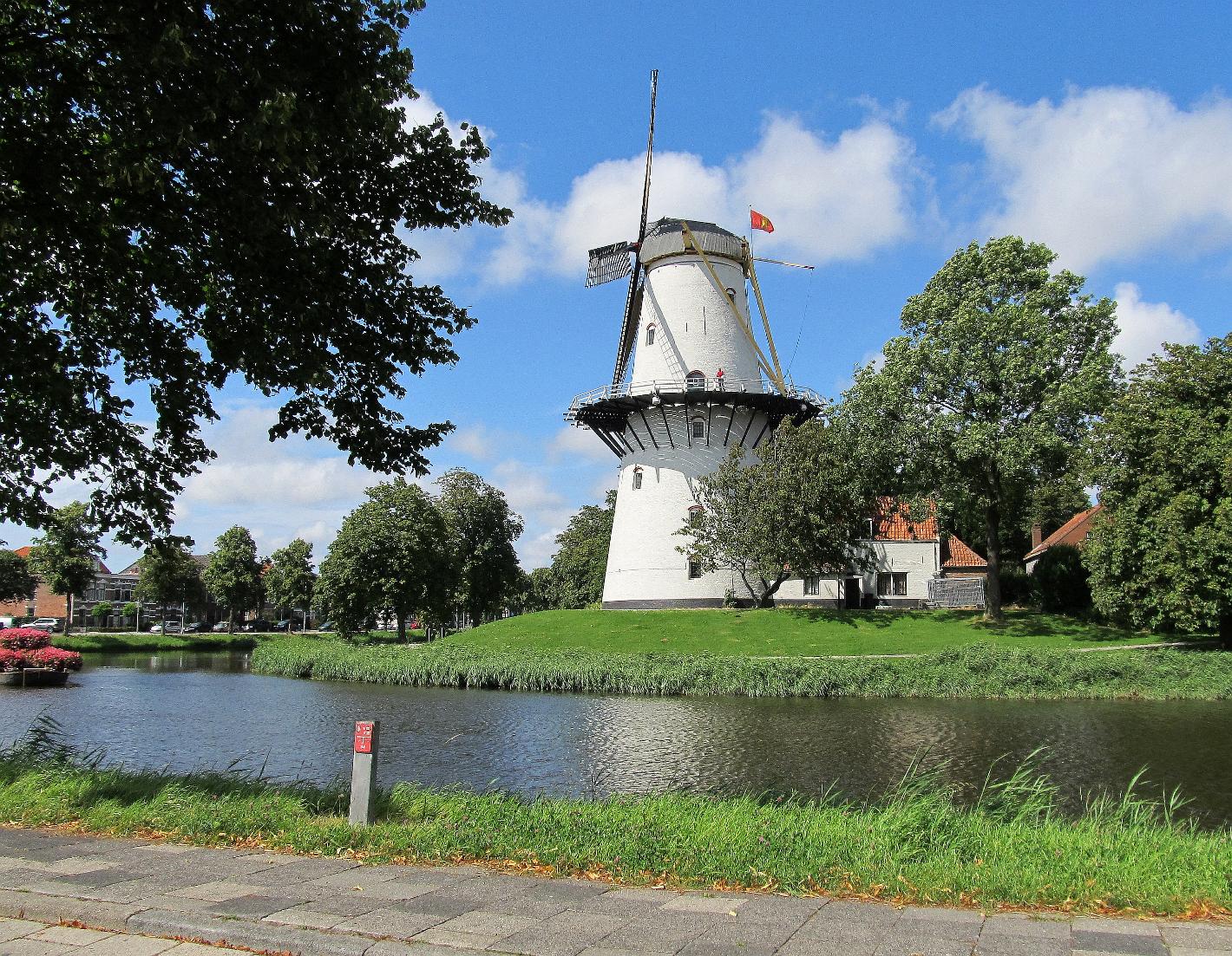 Photo Molen De Hoop in Middelburg, View, Sights & landmarks - #1